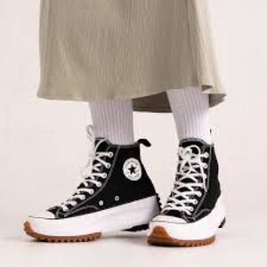 Converse Run Star Hike Platform Sneaker - Black / White / Gum